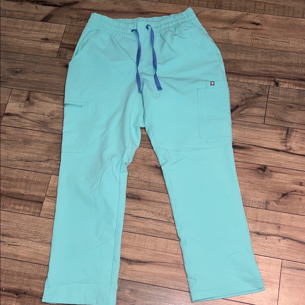 Figs High Waisted Dowa Scrub pants